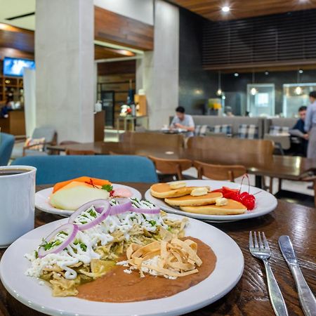 Four Points By Sheraton Monterrey Airport Apodaca Eksteriør bilde